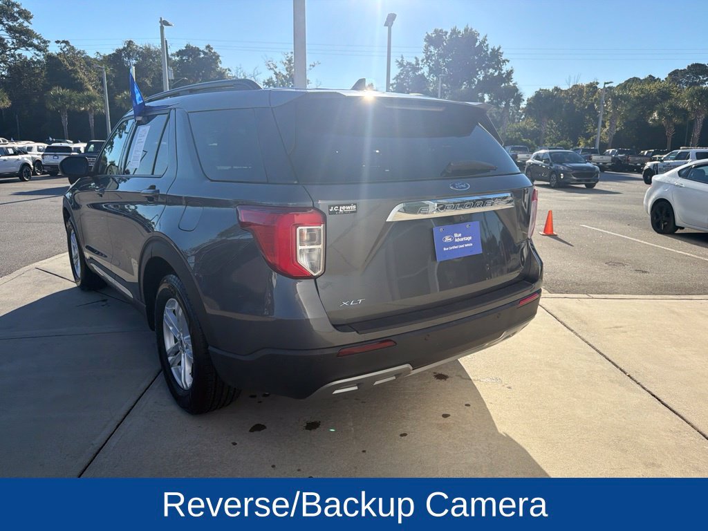 Certified 2022 Ford Explorer XLT w/ Equipment Group 202A RWD image 5
