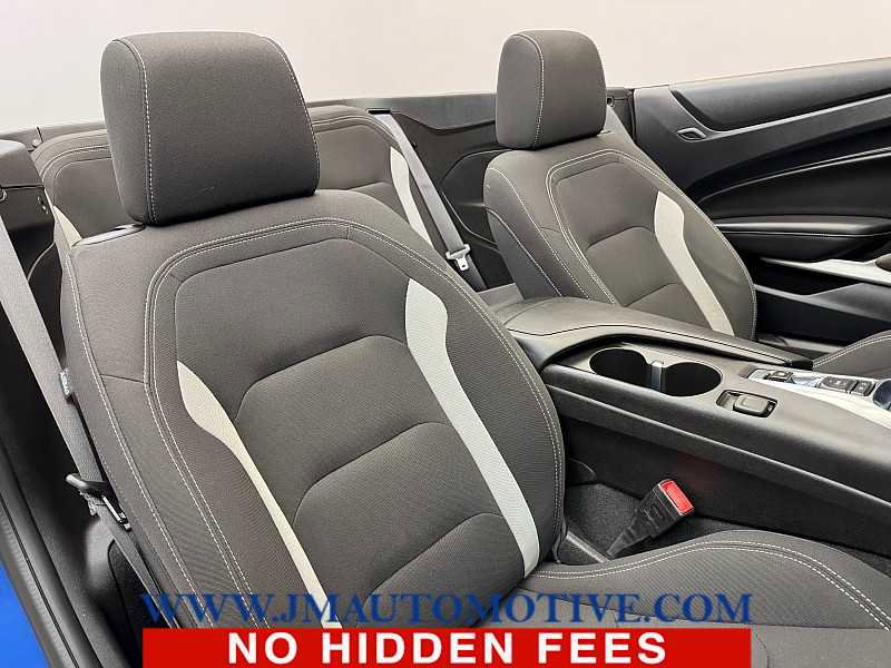 Used 2023 Chevrolet Camaro LT w/ RS Package image 21