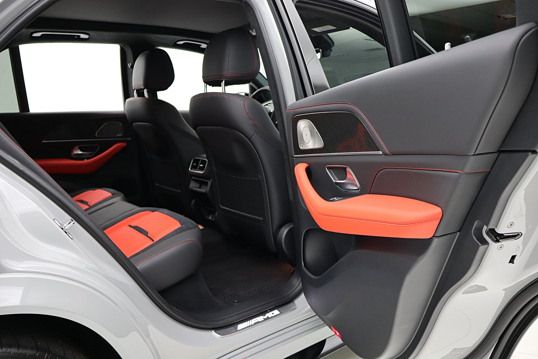 Used 2025 Mercedes-Benz GLE 63 AMG S image 32