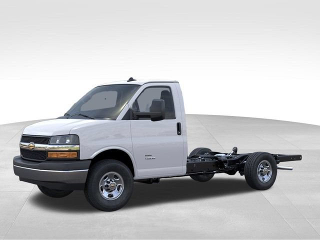 New 2026 Chevrolet Express 3500 w/ Power Convenience Package RWD image 2