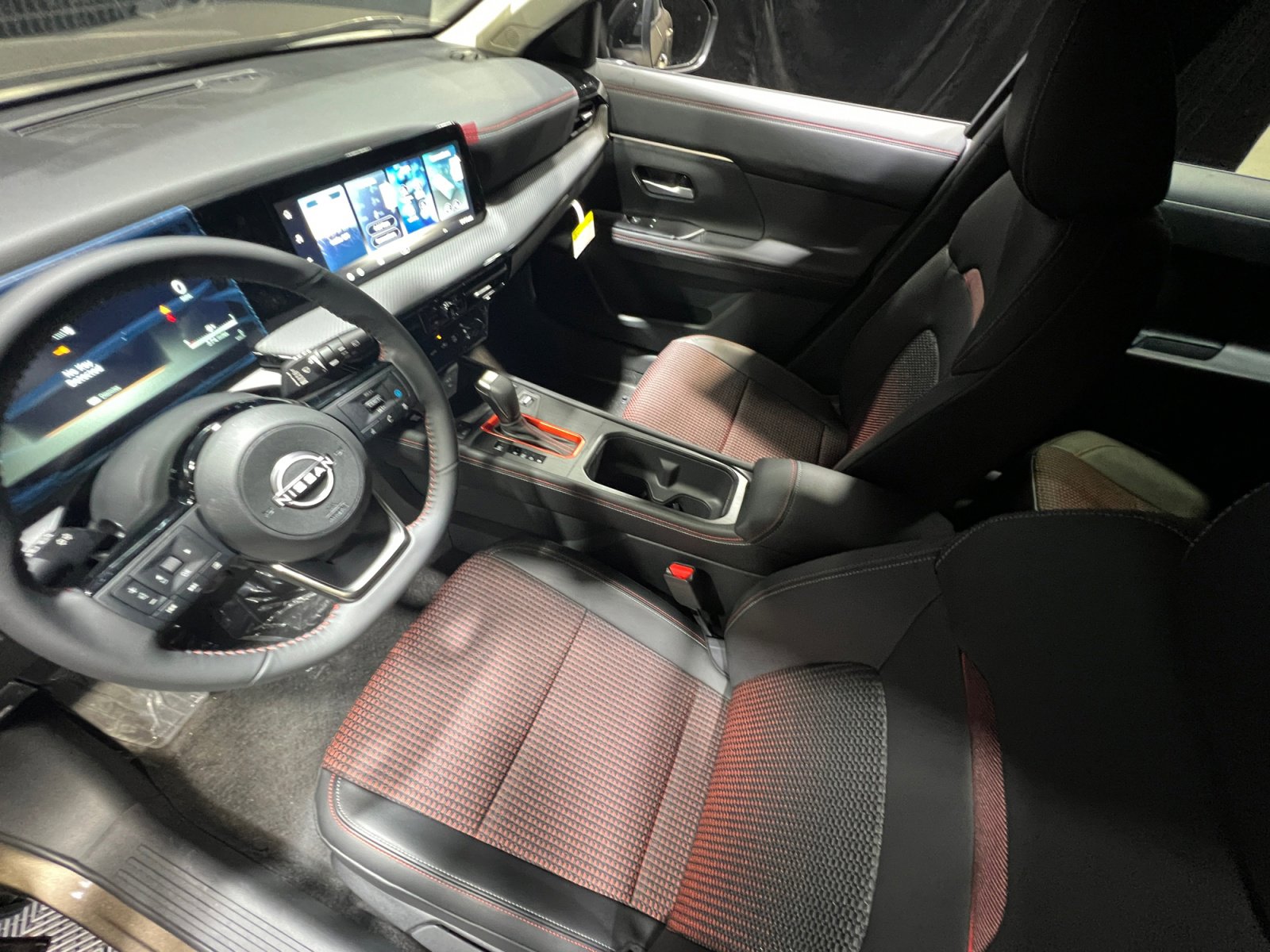 New 2026 Nissan Kicks SR image 33