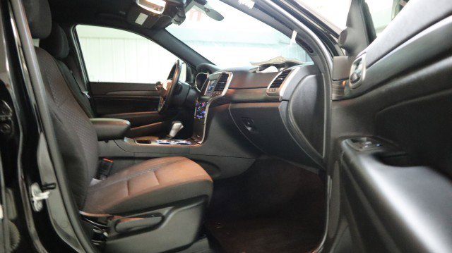 Used 2021 Jeep Grand Cherokee Laredo image 10