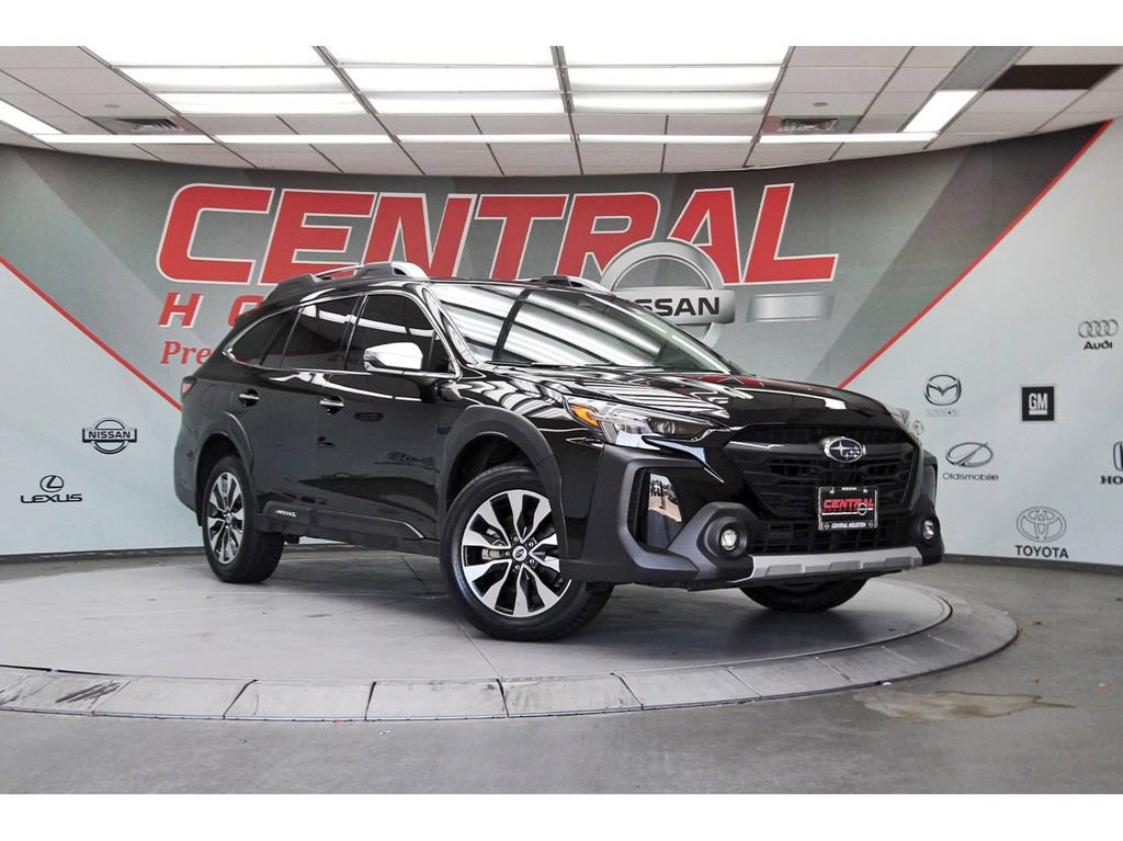 Used 2025 Subaru Outback Touring AWD/4WD image 1