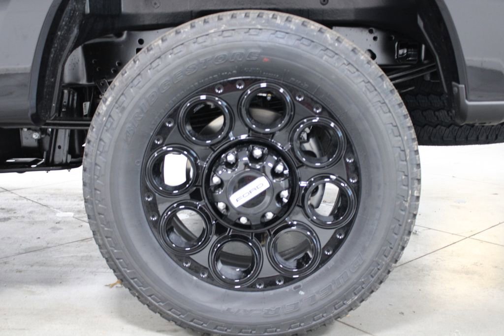 New 2026 Ford F250 Lariat w/ Black Appearance Package image 20