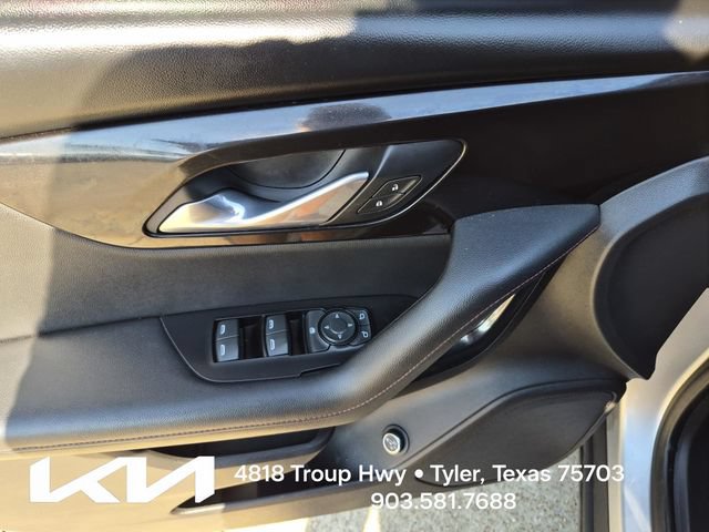 Used 2019 Chevrolet Blazer RS w/ Sun and Wheels Package AWD/4WD image 24