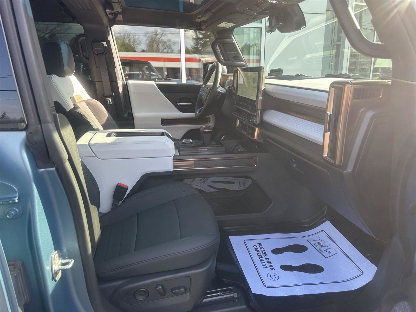 Used 2024 GMC Hummer EV 3X w/ Omega Edition AWD/4WD image 10