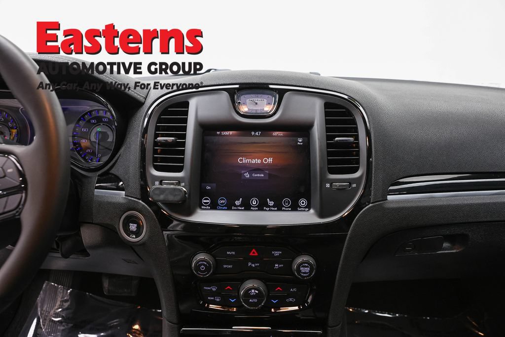 Used 2023 Chrysler 300 S RWD image 12