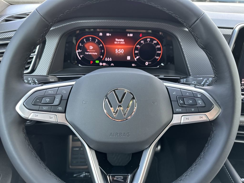 New 2026 Volkswagen Atlas Cross Sport SEL R-Line image 15