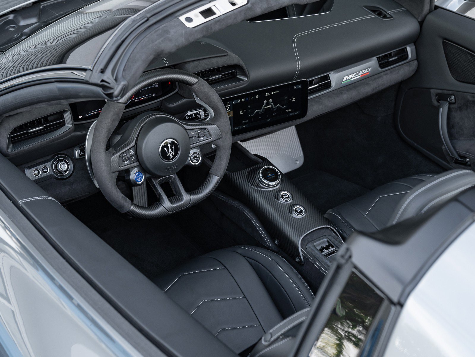 Used 2023 Maserati MC20 Spyder image 8