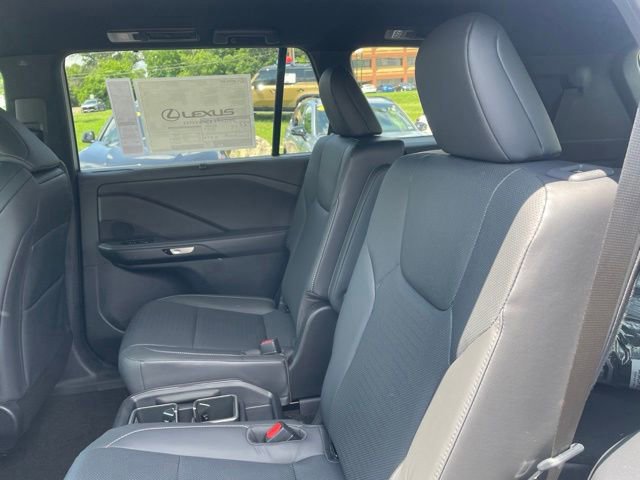 New 2026 Lexus TX 500h AWD image 14