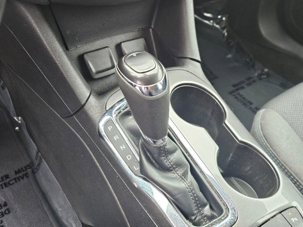 Used 2017 Chevrolet Cruze LT w/ Convenience Package image 38