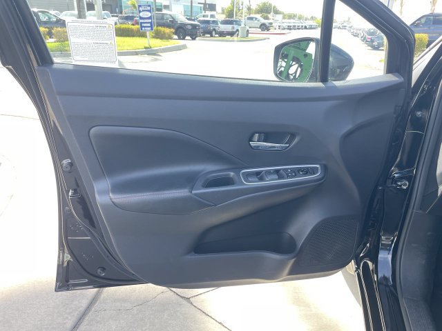 Used 2025 Nissan Versa SR w/ Trunk Package FWD image 20