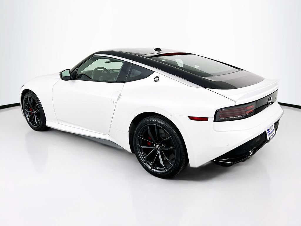 Used 2024 Nissan Z Performance w/ Floor Mat Package RWD image 5