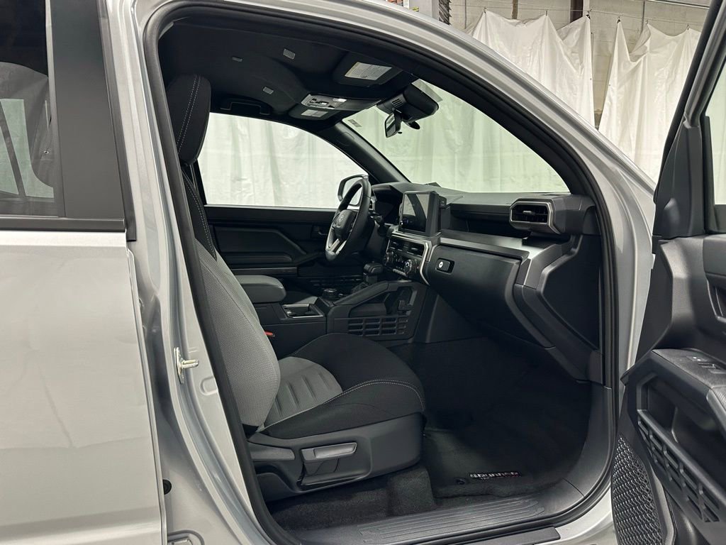 Used 2025 Toyota 4Runner TRD Off-Road image 55