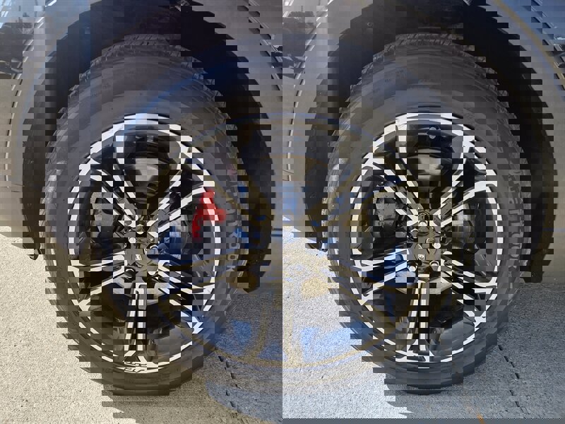 Used 2015 Ford Explorer Sport image 9