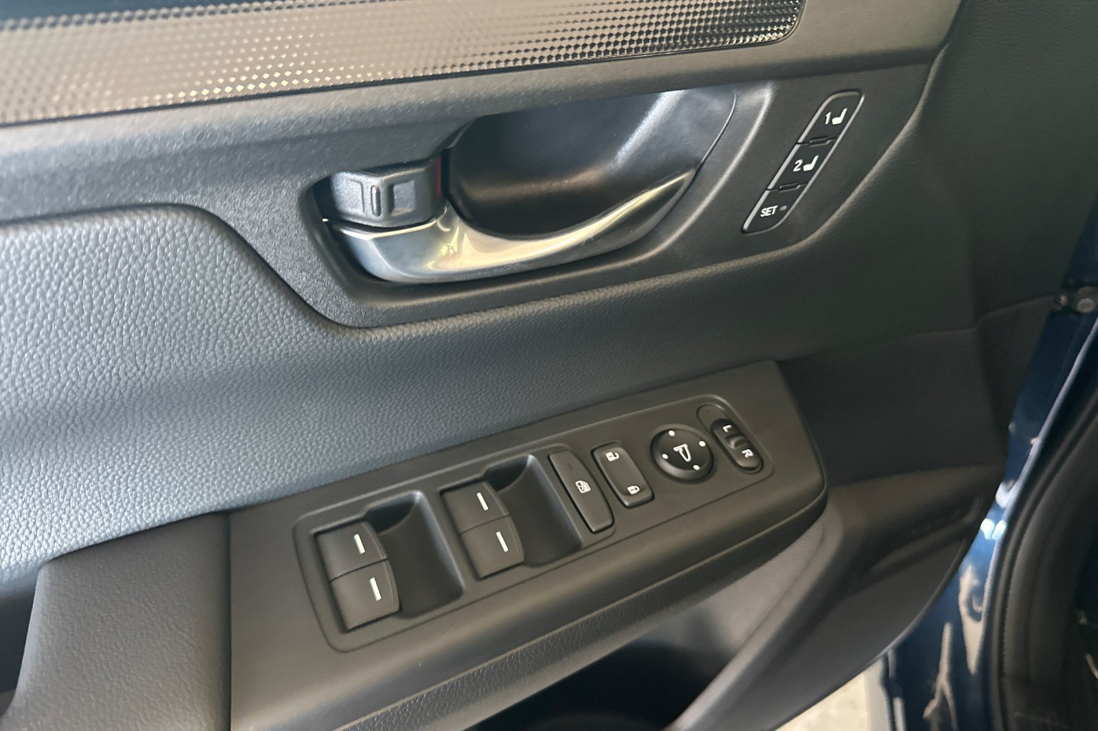 New 2027 Honda CR-V Sport-L image 8