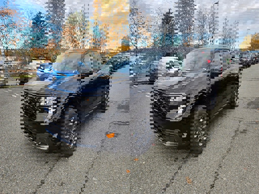 New 2025 Ford Maverick XLT w/ Equipment Group 301A