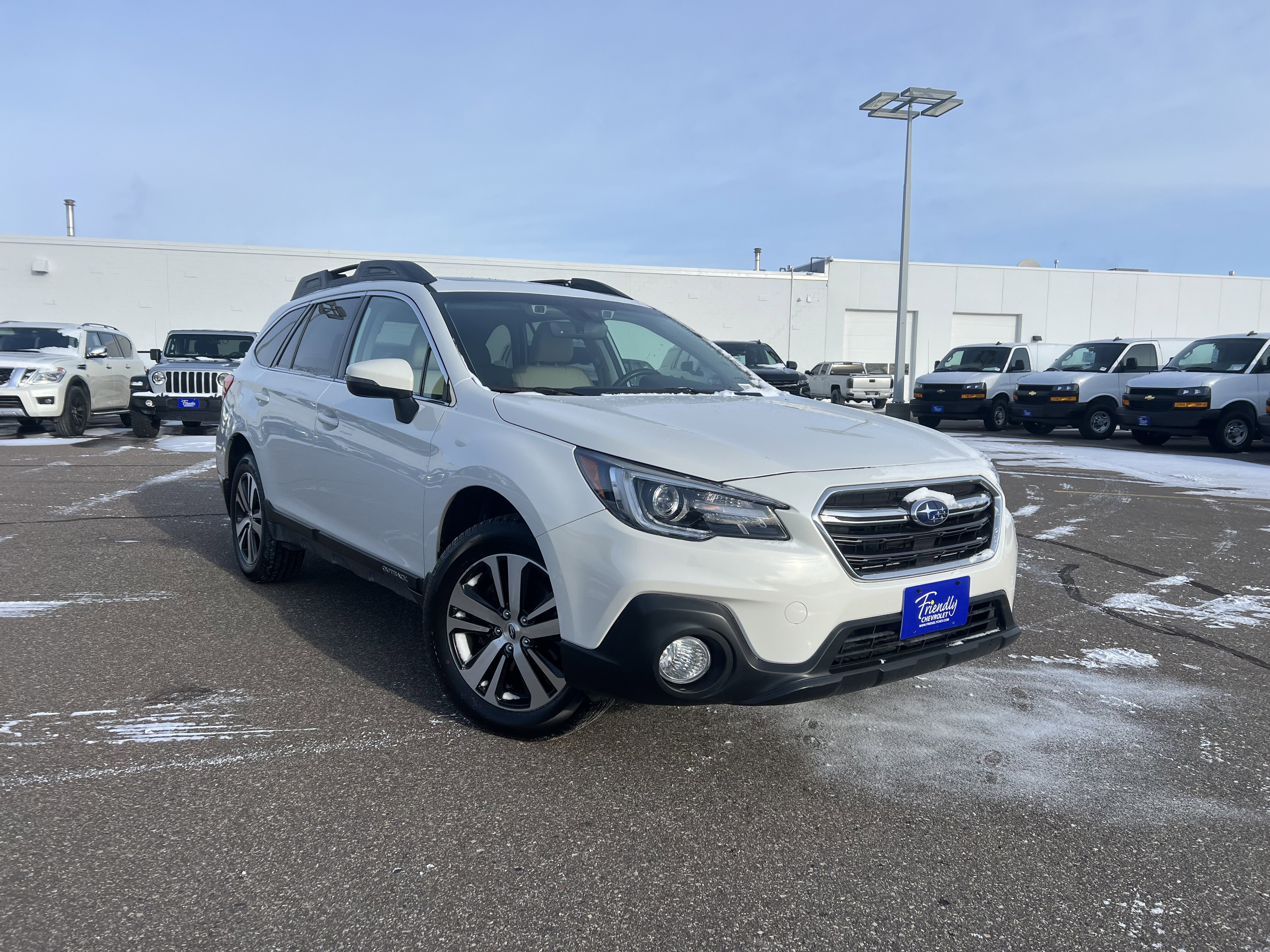 Used 2018 Subaru Outback 2.5i Limited image 2