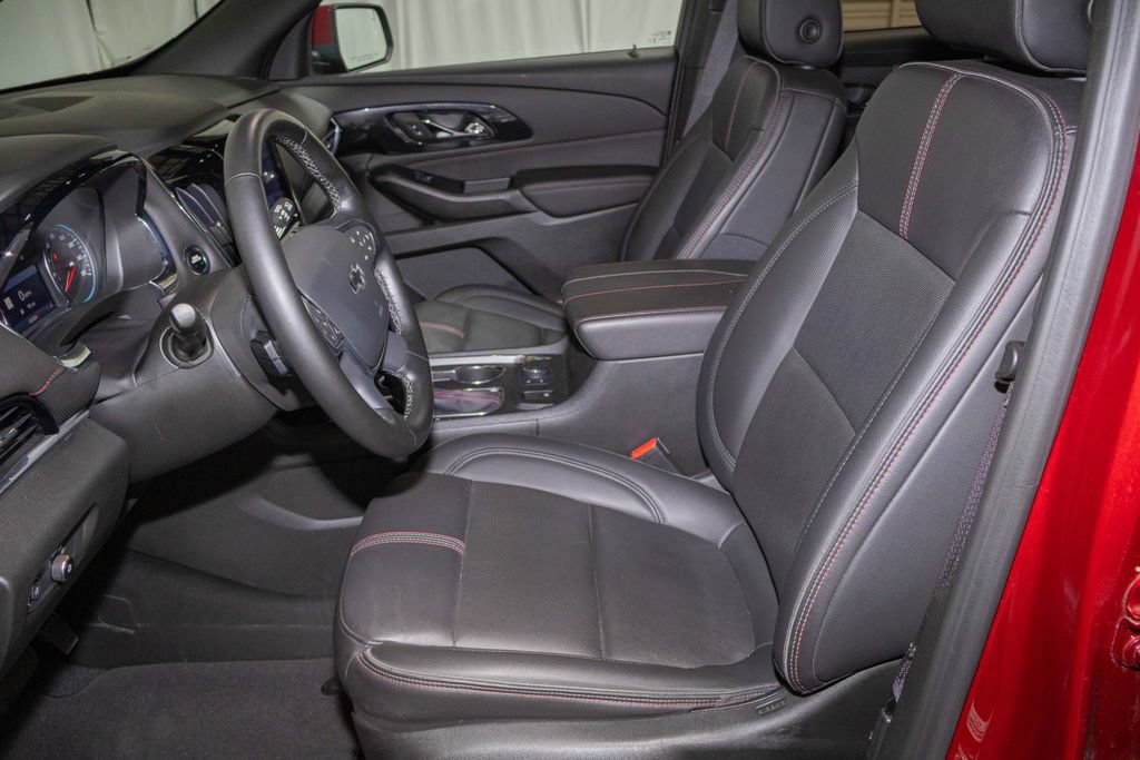 Used 2023 Chevrolet Traverse RS AWD/4WD image 11
