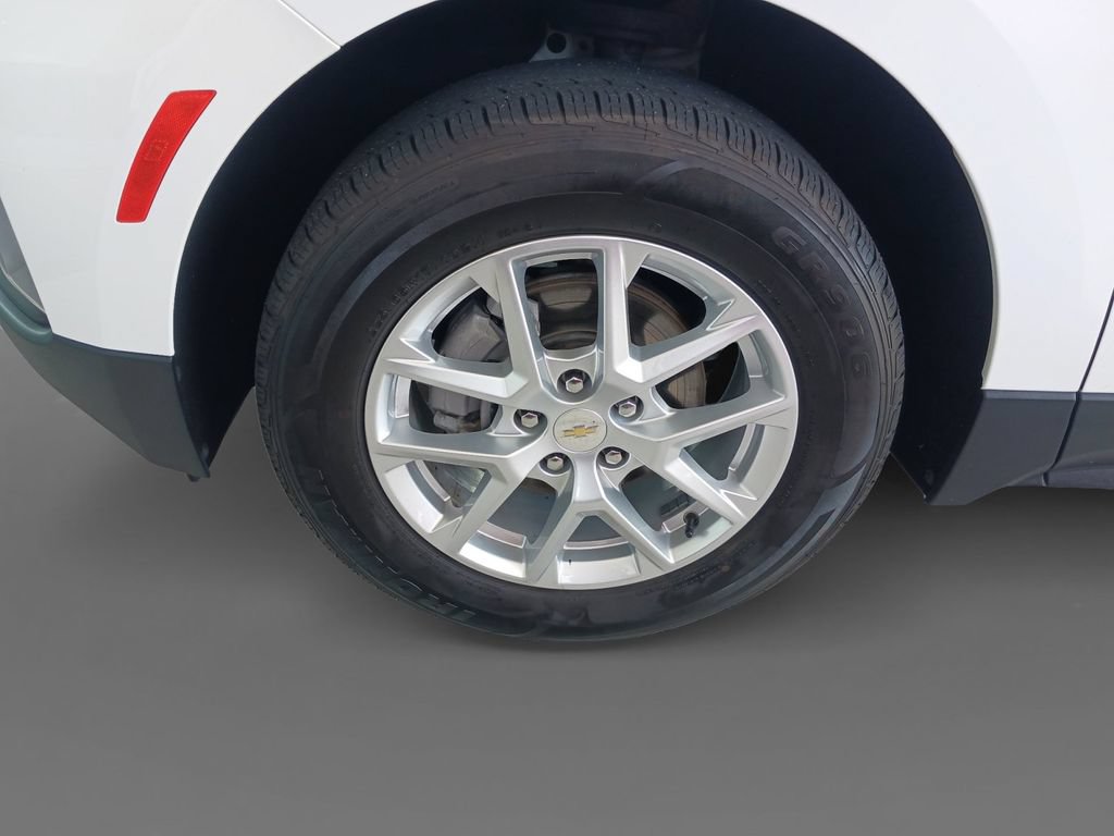 Used 2024 Chevrolet Equinox LT AWD/4WD image 10