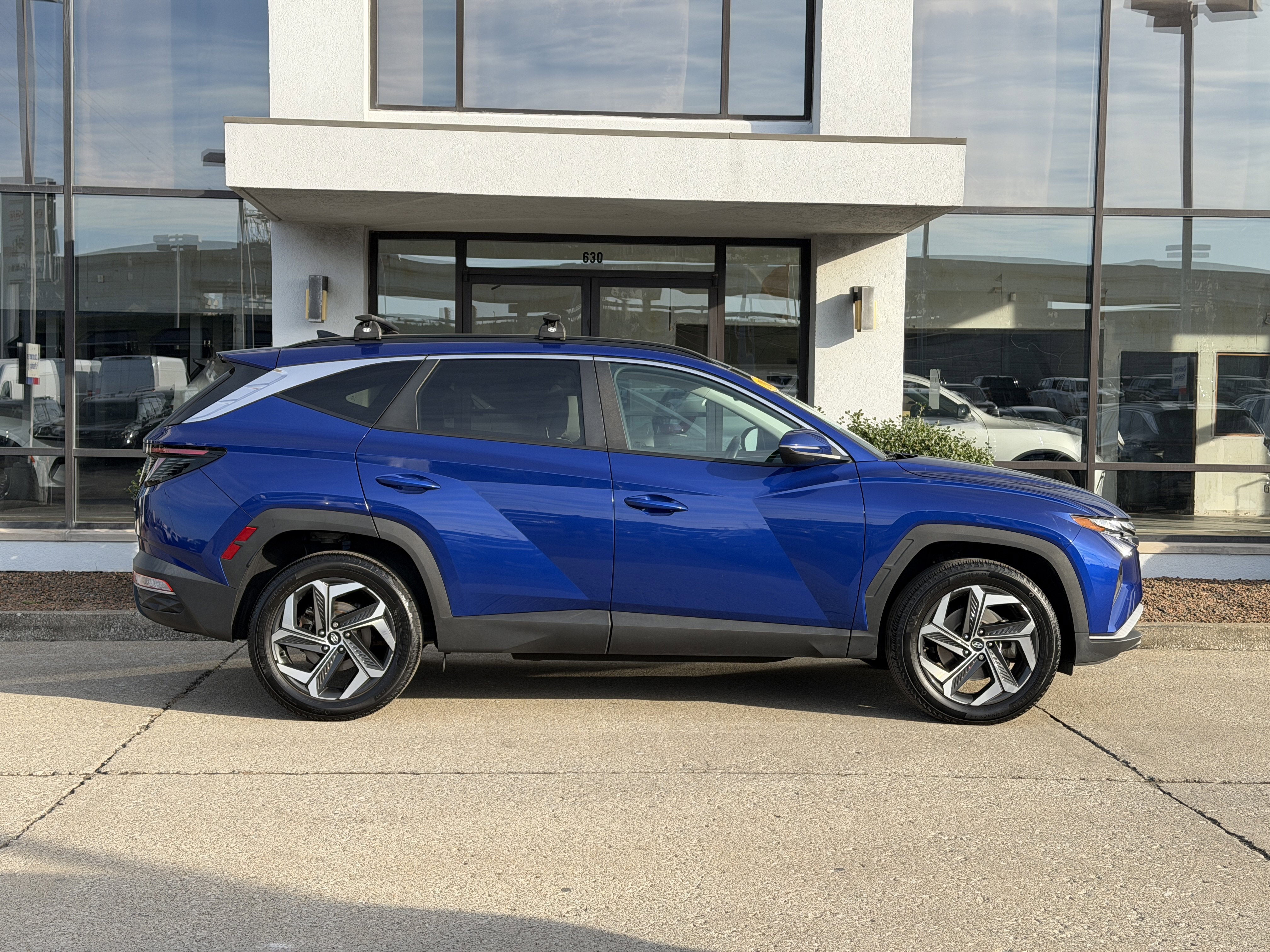 Used 2023 Hyundai Tucson SEL w/ Convenience Package image 3