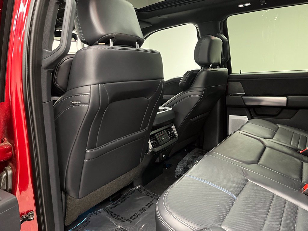 Used 2025 Ford F350 Platinum AWD/4WD image 46