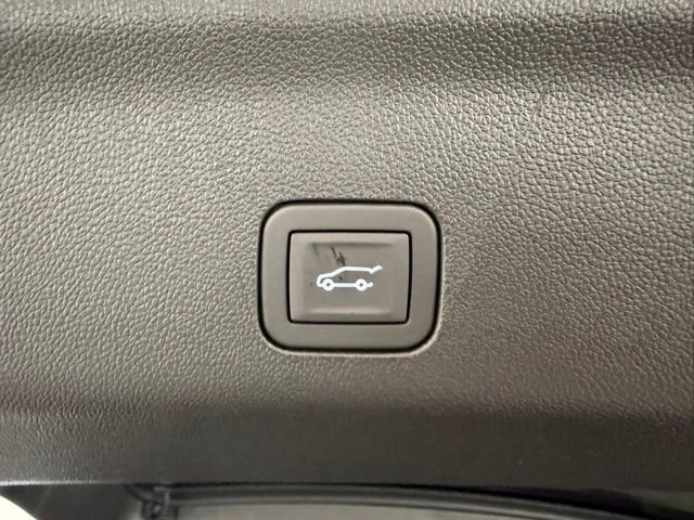 New 2026 GMC Yukon Denali w/ Sun & Power Step Package RWD image 9