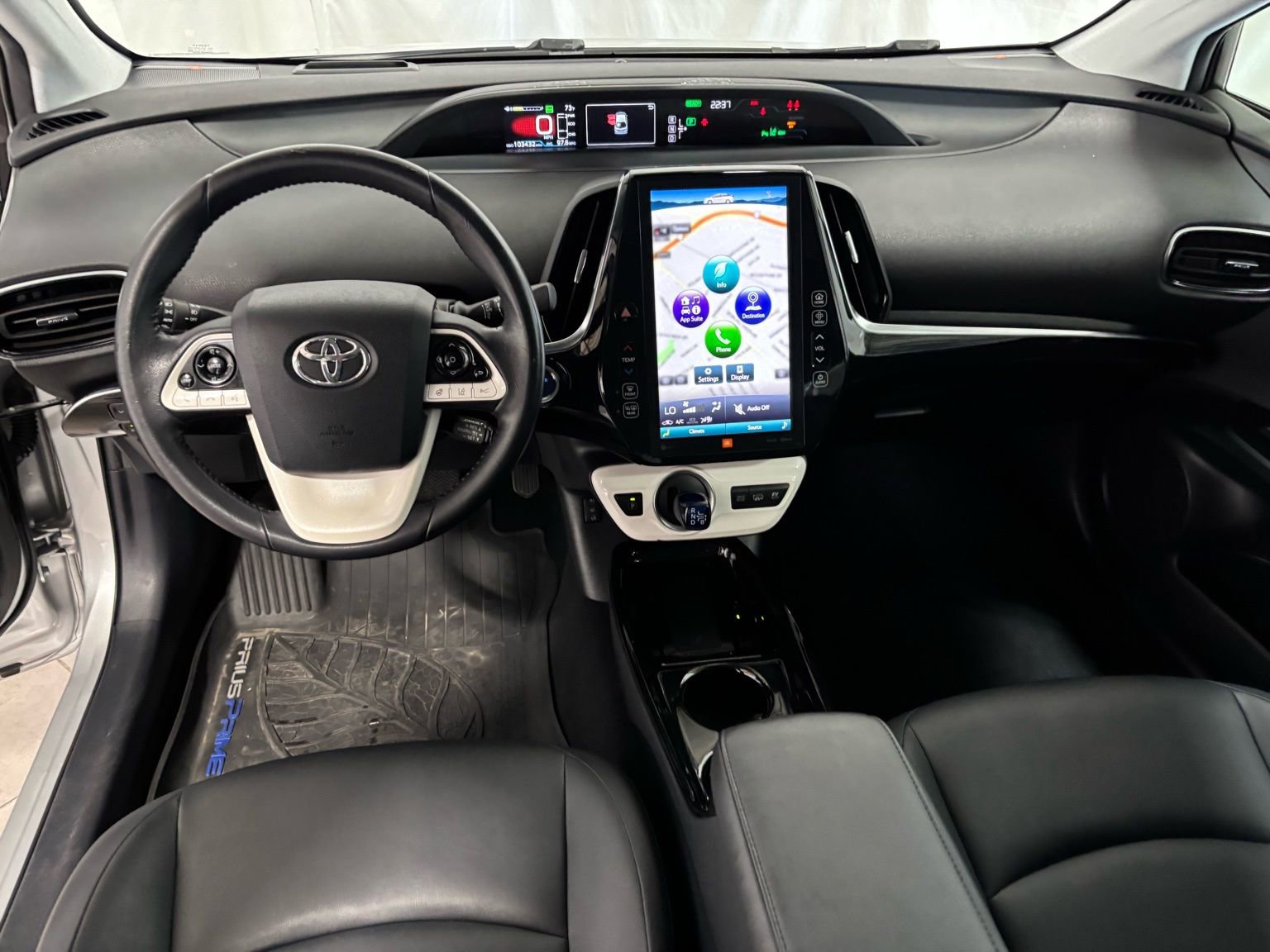 Used 2018 Toyota Prius Prime Advanced FWD image 19