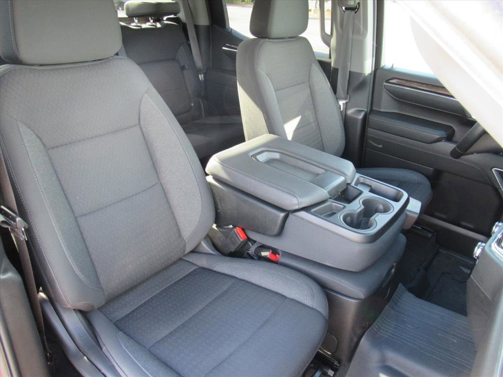 Used 2024 GMC Sierra 1500 Elevation image 8