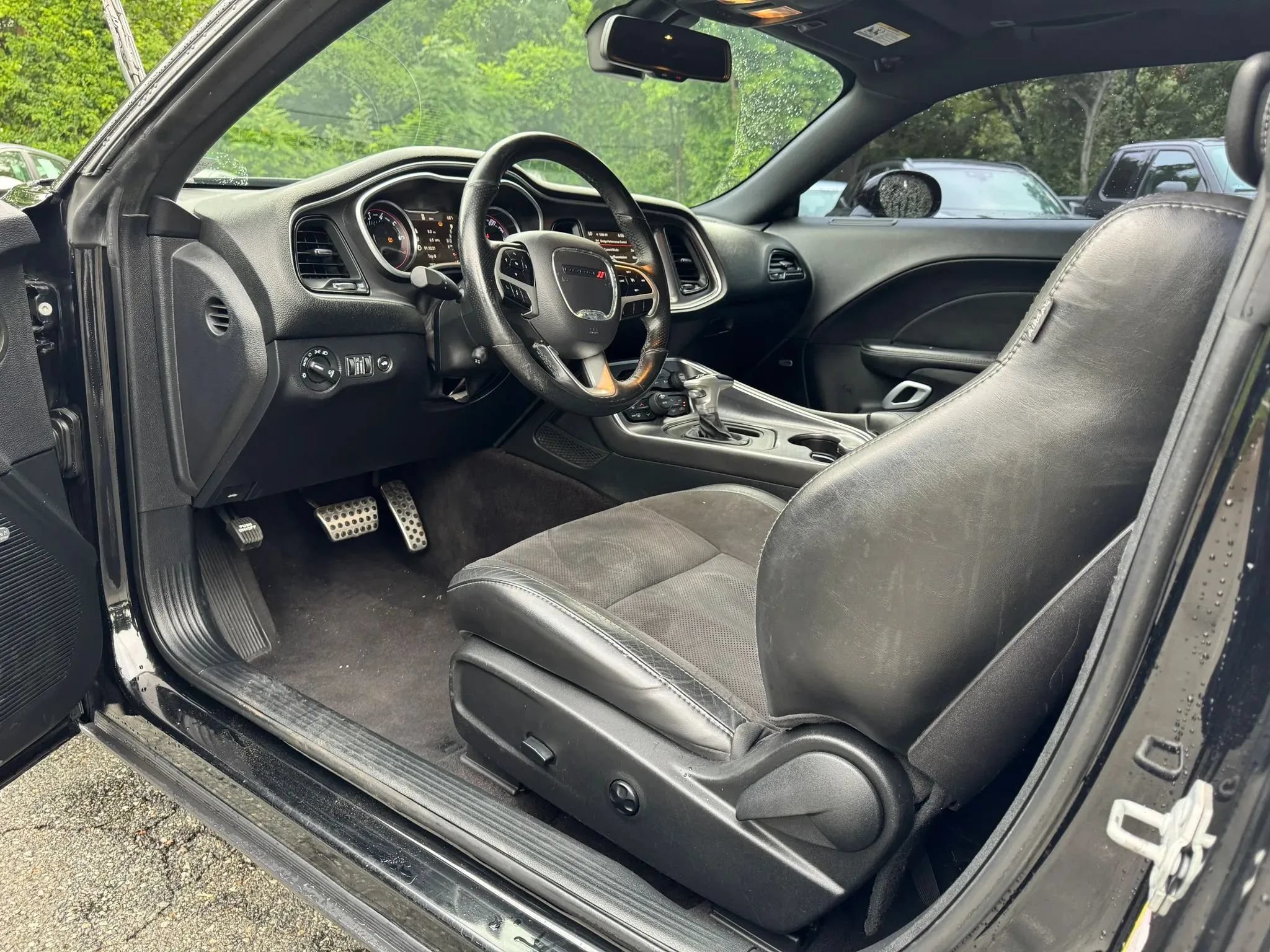 Used 2017 Dodge Challenger GT w/ GT Interior Package AWD/4WD image 20