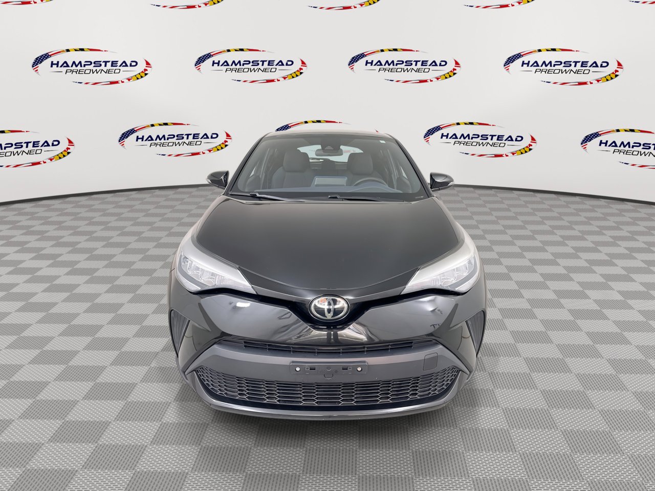 Used 2021 Toyota C-HR XLE image 3