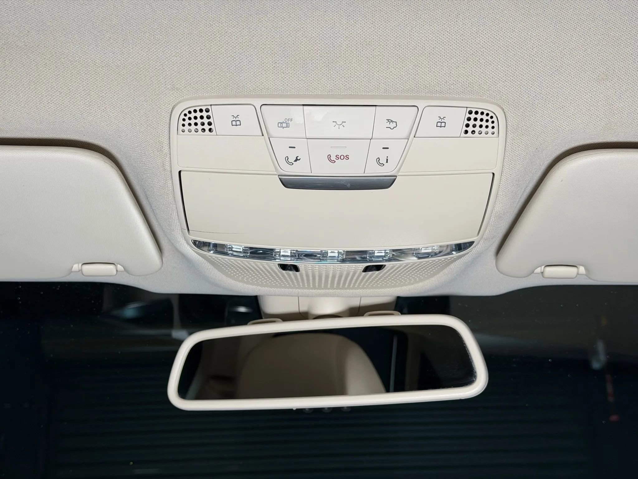 Used 2019 Mercedes-Benz GLC 300 image 30