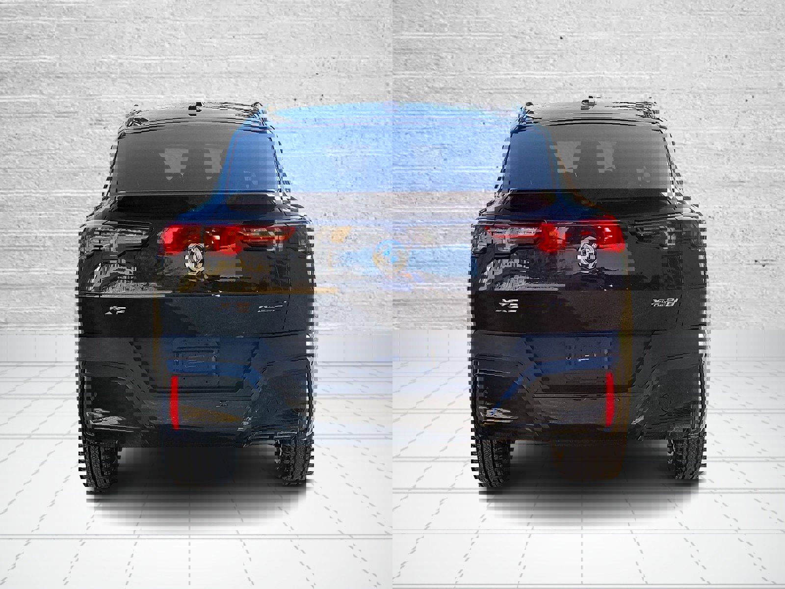 Used 2025 BMW X2 xDrive28i w/ Premium Package image 5