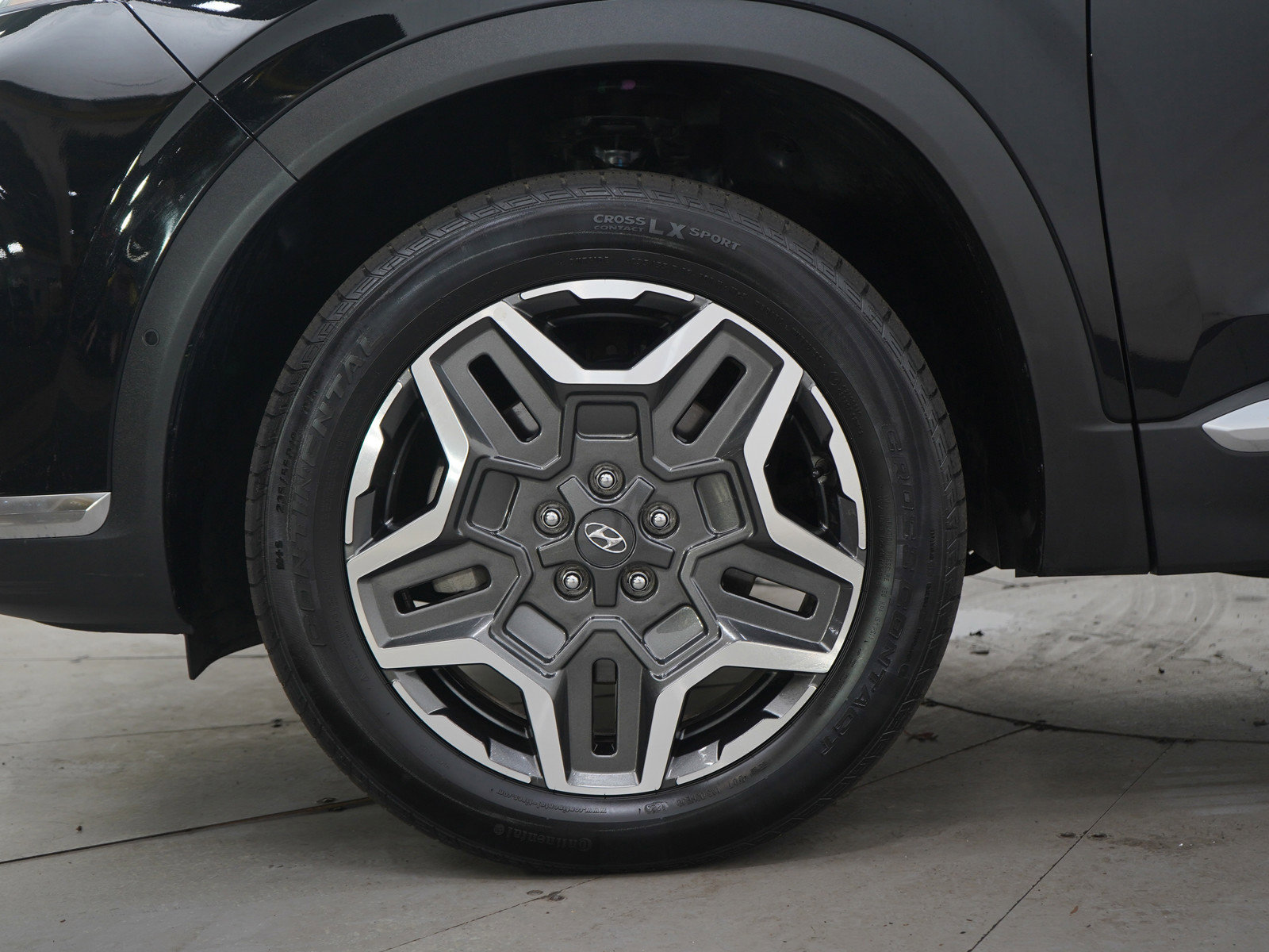 Certified 2023 Hyundai Santa Fe Limited AWD/4WD image 29