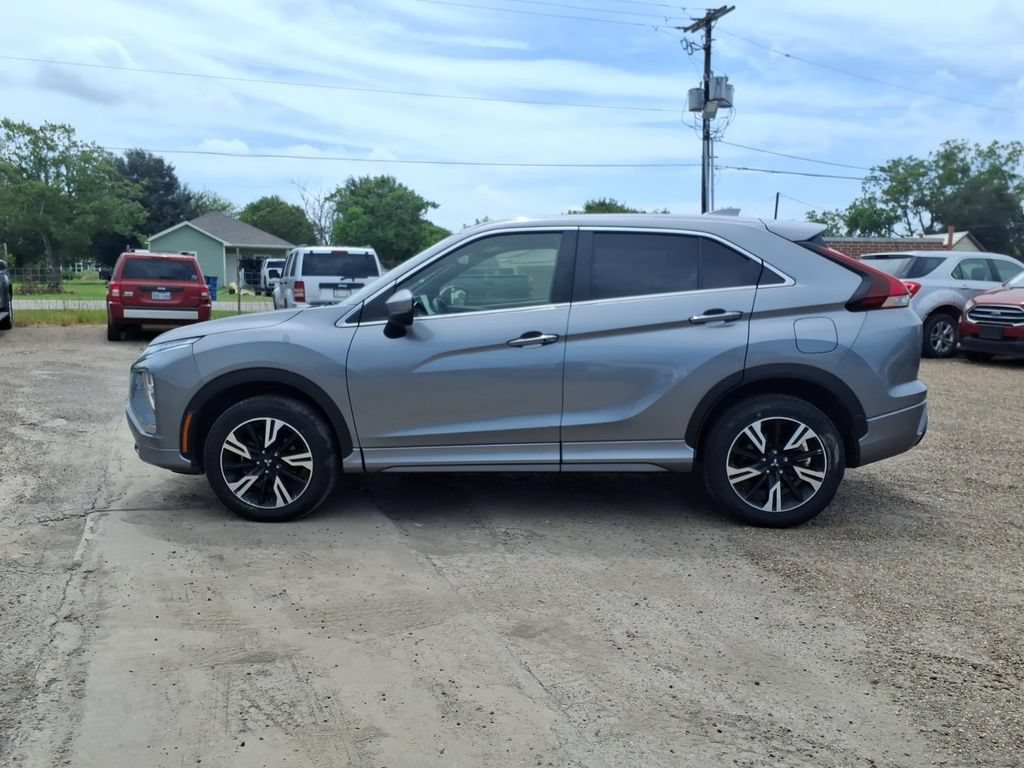 Used 2024 Mitsubishi Eclipse Cross SE AWD/4WD image 2