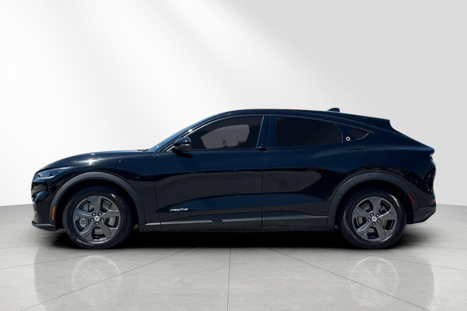 Used 2022 Ford Mustang Mach-E Select RWD image 7
