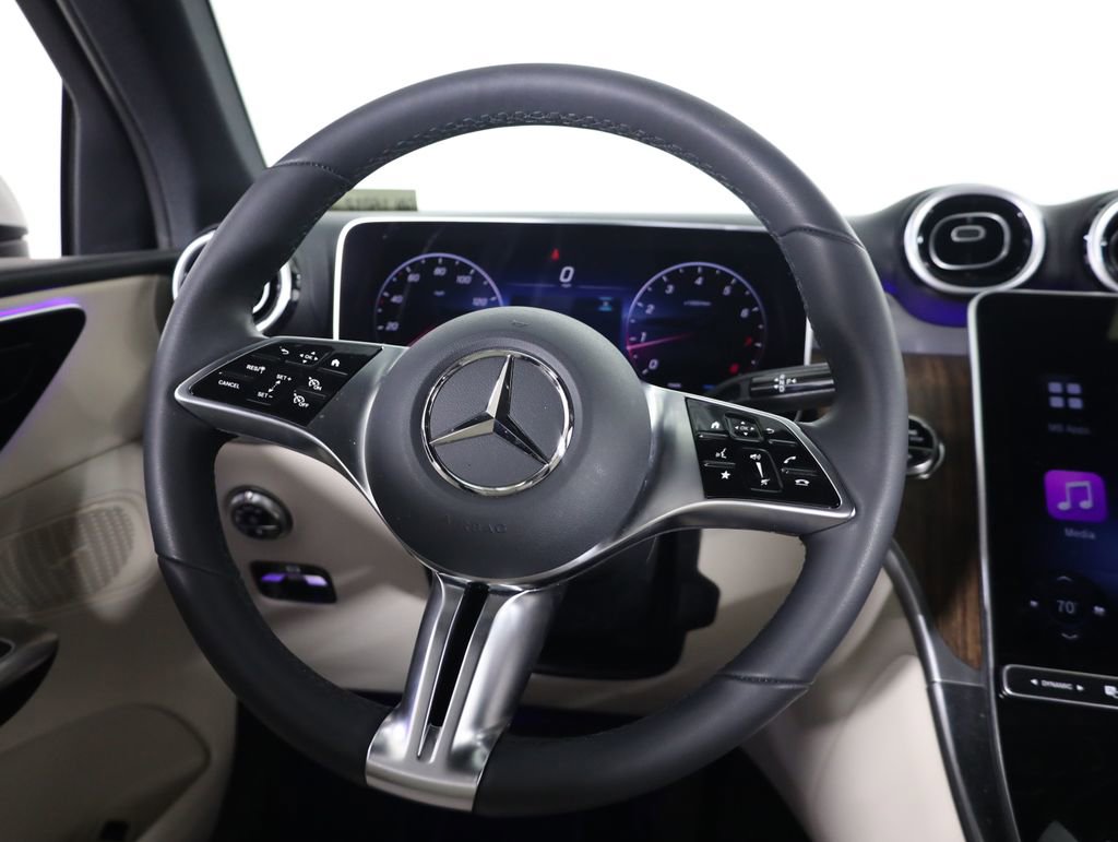 Used 2026 Mercedes-Benz GLC 300 4MATIC image 42