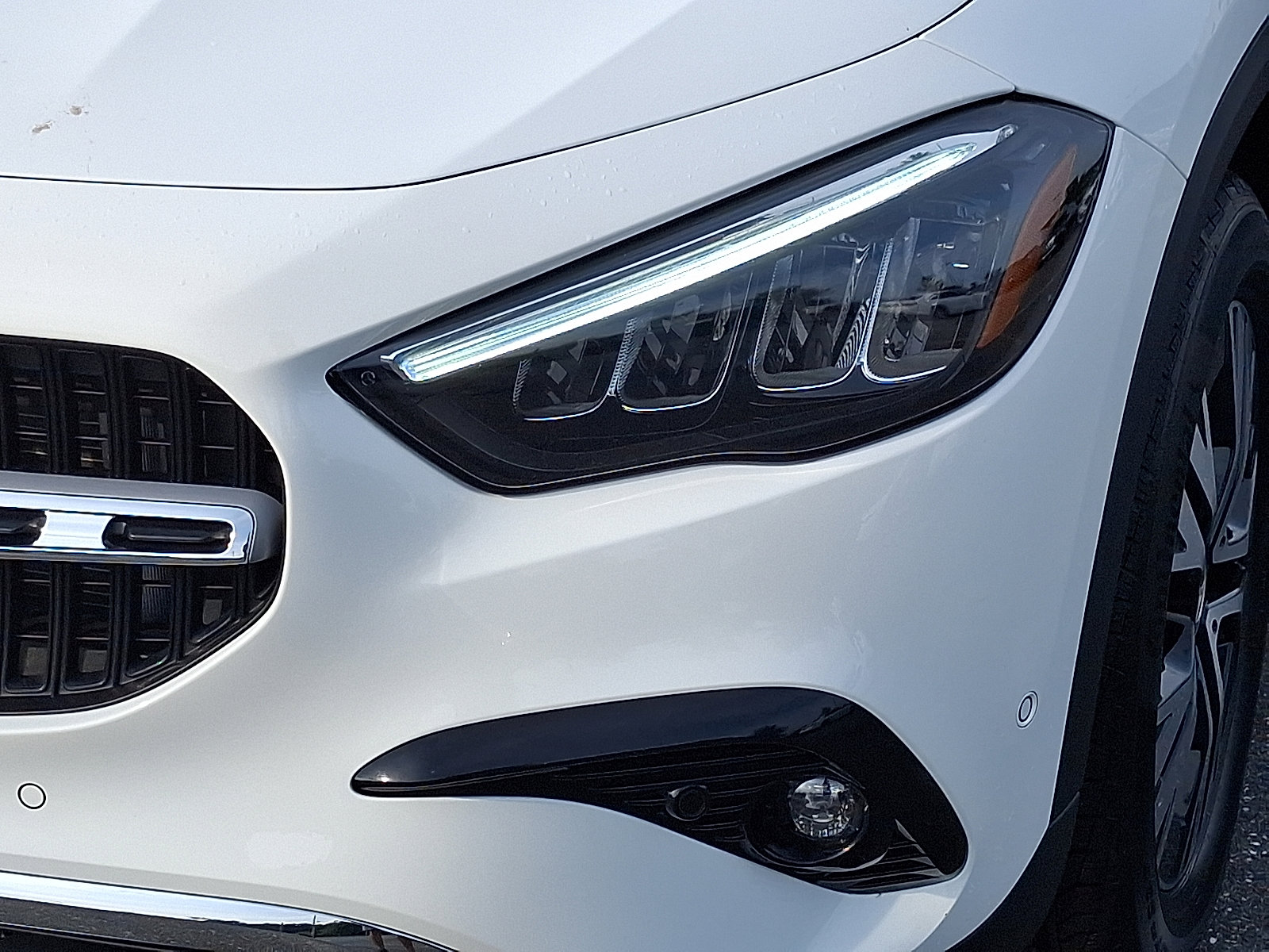 Certified 2025 Mercedes-Benz GLA 250 4MATIC image 9