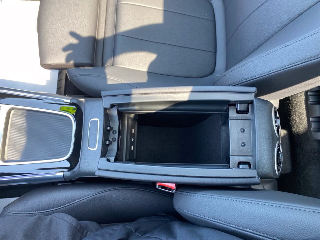 Used 2026 Mercedes-Benz GLB 250 4MATIC image 24