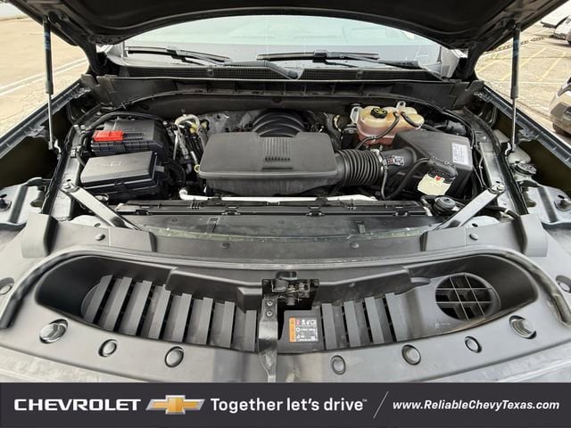 Used 2021 GMC Yukon Denali w/ Advanced Technology Package AWD/4WD image 37