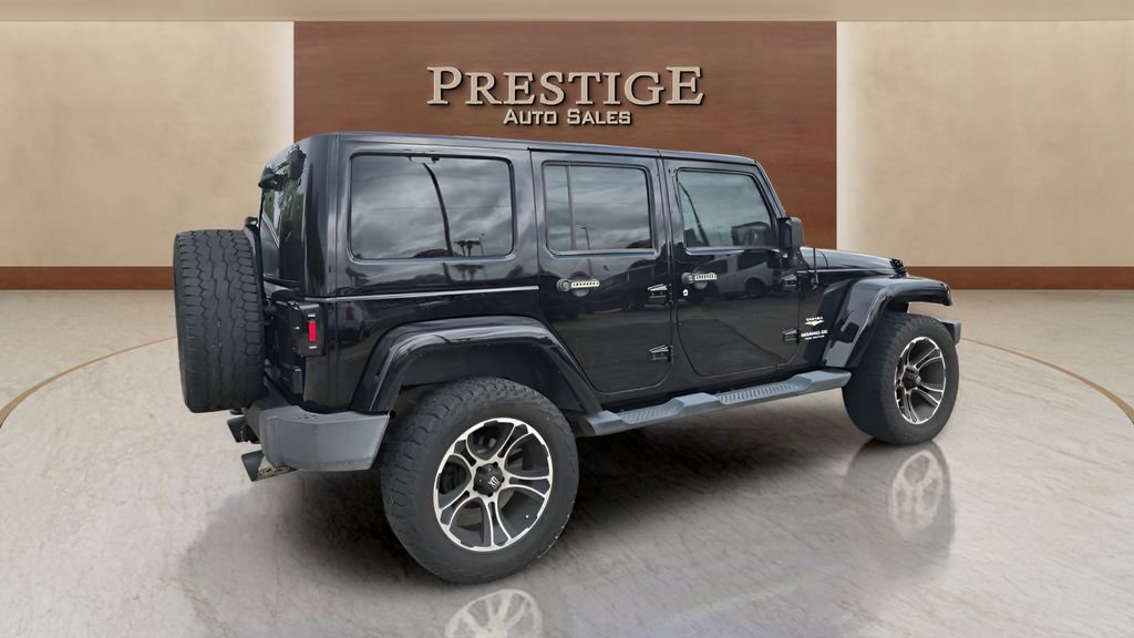 Used 2013 Jeep Wrangler Unlimited Sahara w/ Connectivity Group image 17