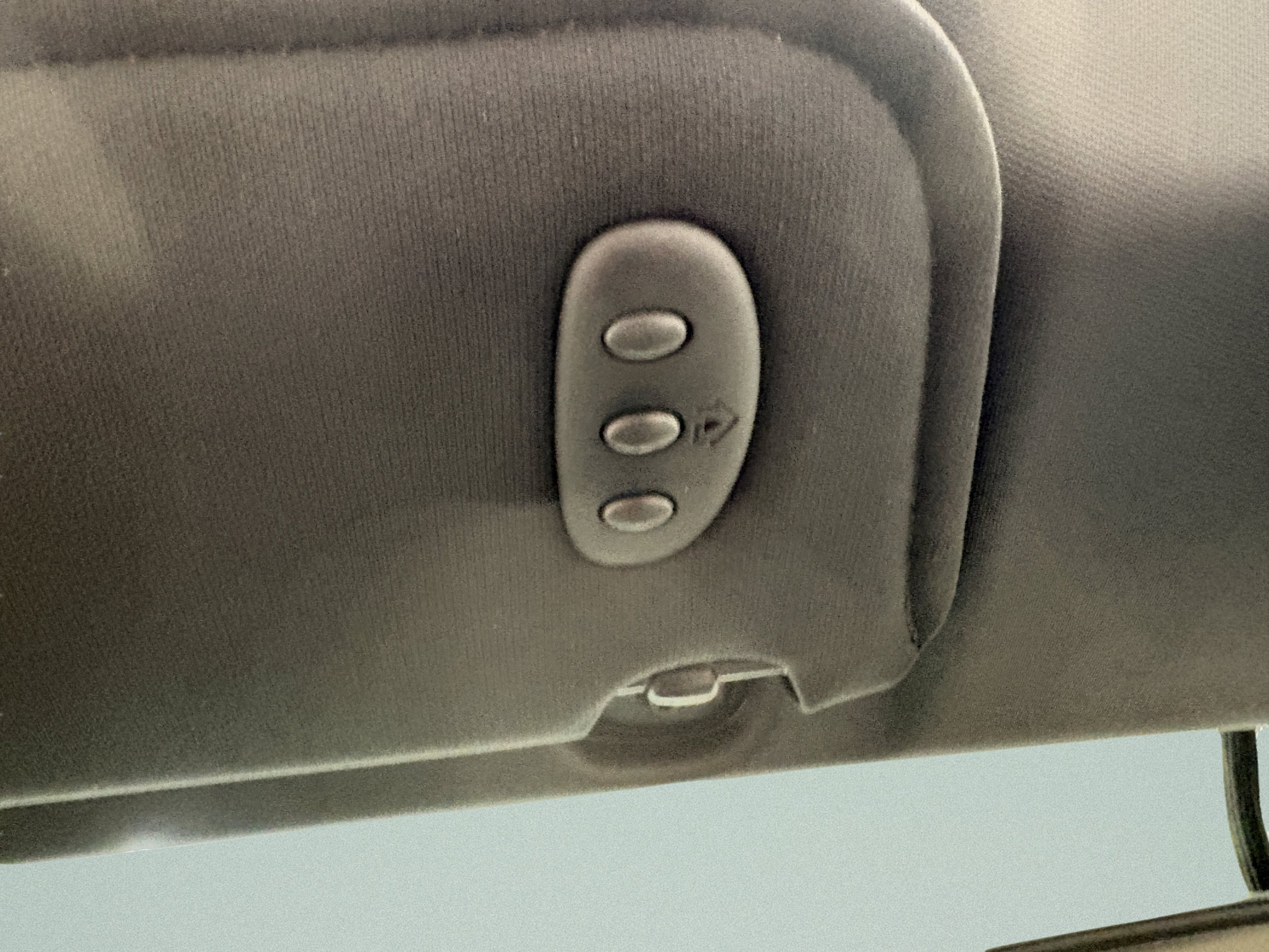 Used 2011 Chrysler 200 Limited FWD image 30