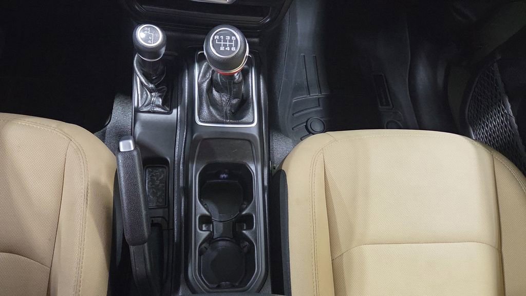 Used 2022 Jeep Wrangler Willys image 18