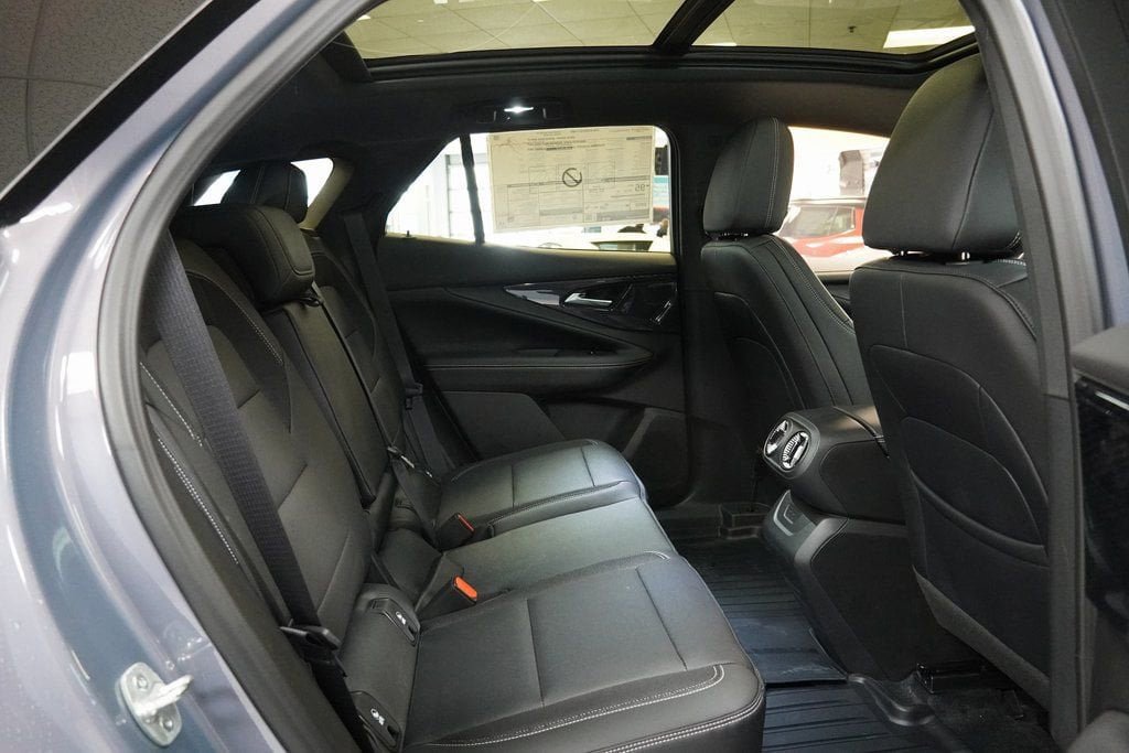 New 2025 Chevrolet Blazer EV LT AWD/4WD image 18