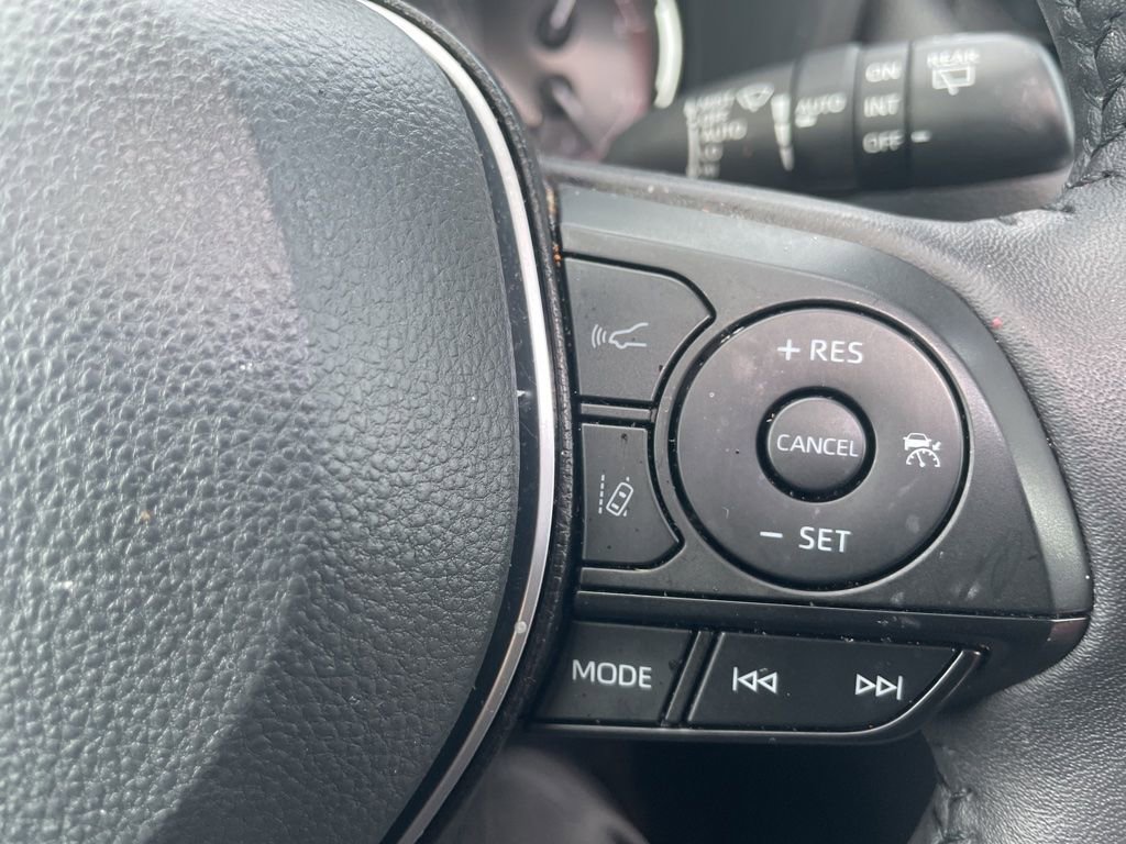 Used 2025 Toyota RAV4 XLE Premium w/ Weather Package AWD/4WD image 18