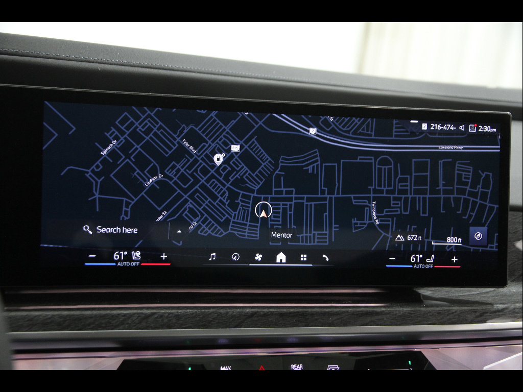 Certified 2024 BMW 760i xDrive AWD/4WD image 11