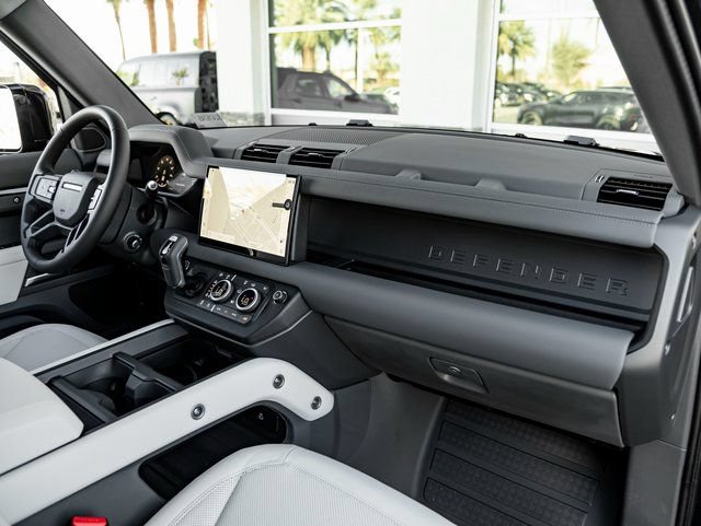 New 2025 Land Rover Defender 130 S AWD/4WD image 32