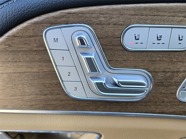 Used 2024 Mercedes-Benz GLS 580 4MATIC image 13