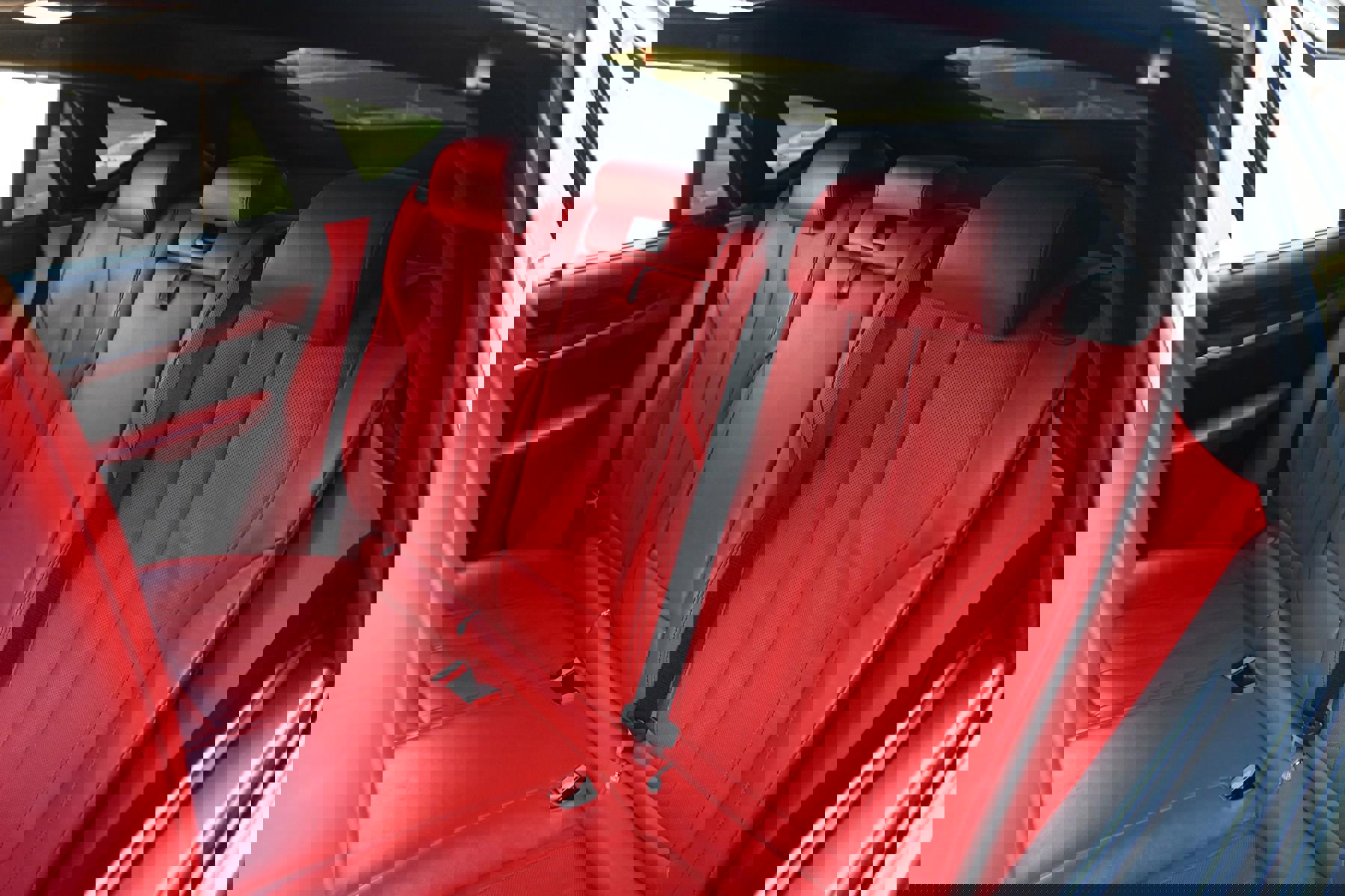 Used 2015 BMW X6 M image 19