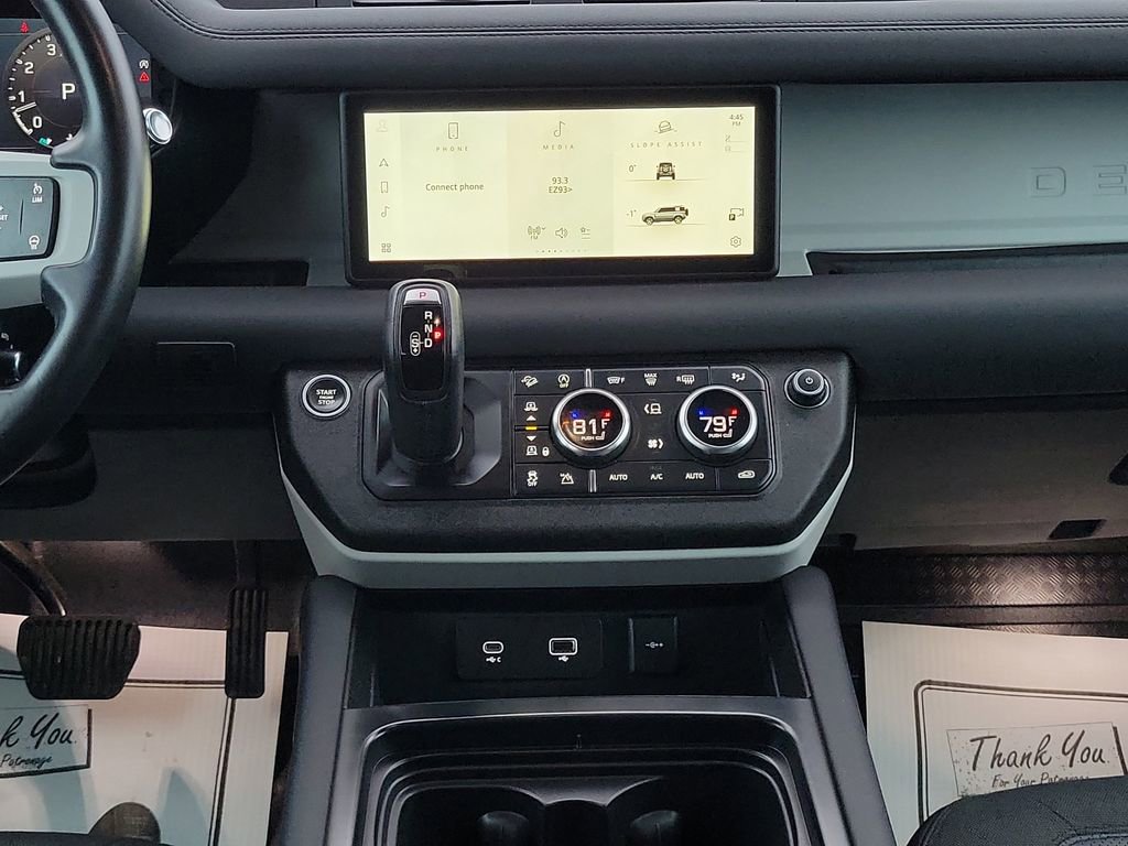 Used 2021 Land Rover Defender 110 SE image 29
